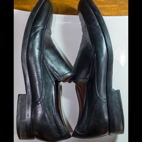 ▪️JOHNSTON & MURPHY▪️Black Leather Slip-On Loafers - Picture 4 of 10